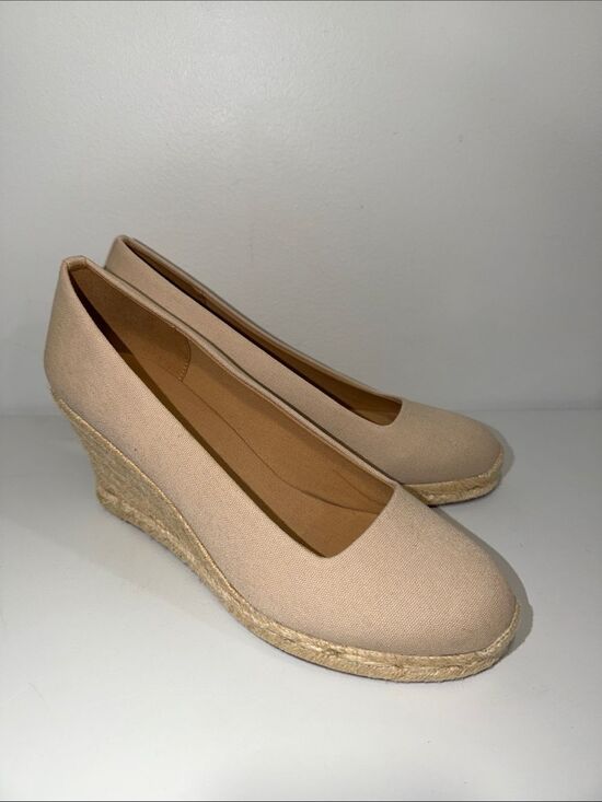 J. Crew Factory Shoes - J.Crew 9 Beige Ivory Jute Wedge Espadrilles